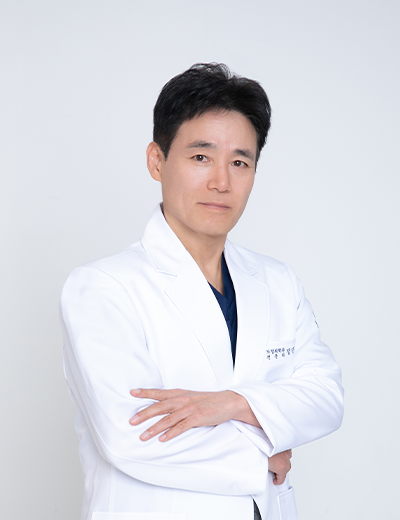 <strong>정진곤</strong> 원장